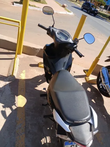 Troco agio de honda biz 125 2025