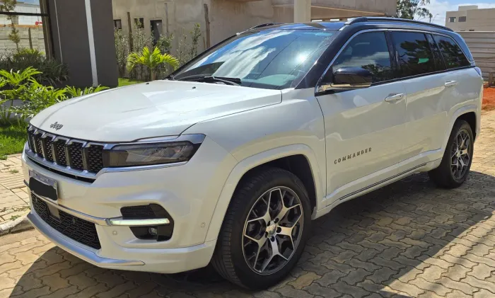 Jeep Commander Overland T270 1.3 TB Flex AUT 2025
