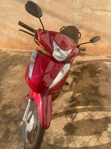 Honda Biz 125 ES