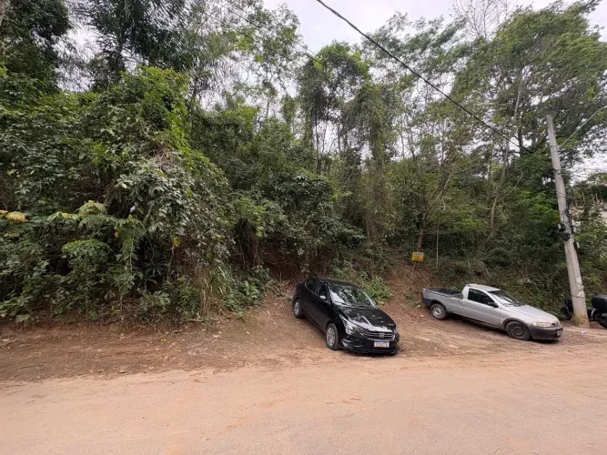 Terreno 600m² no Anil - Condomínio Bosque da Pedra - 10x60