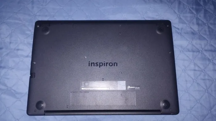Computador Dell Inspiron 15 (Não está funcionando)