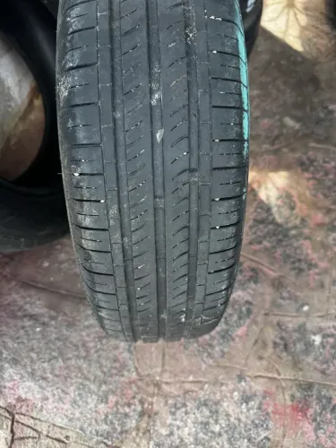 Pneu aro 13 estado de novo 