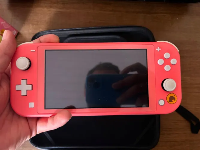 Nintendo Switch Lite 1 Edição Animal Crossing