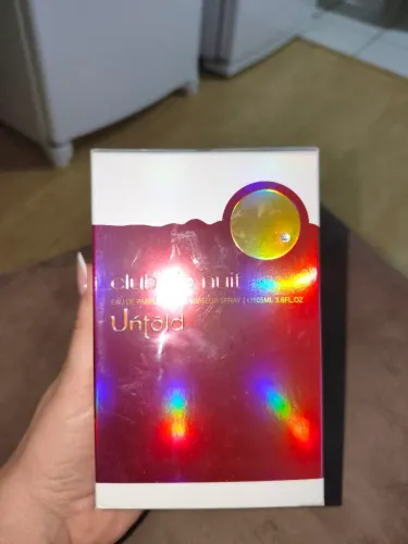 Vendo perfume árabe original club de nuit untold
