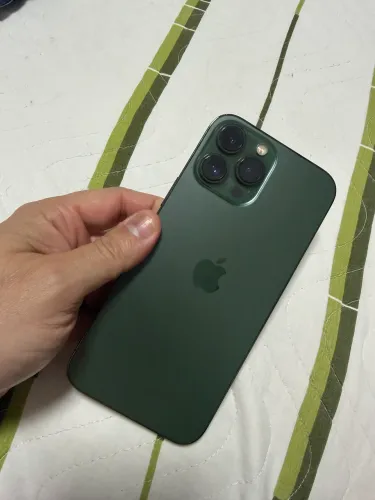 iPhone 13 Pro Max 256g único dono sem assistência e nenhuma avaria.