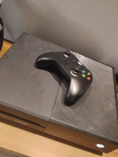 Xbox one fat (com vários jogos)
