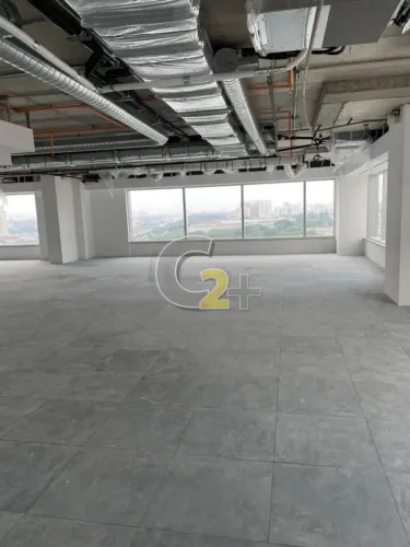 Conjunto Comercial para locação na Barra Funda, 1 sala com 6 vagas, 225m²