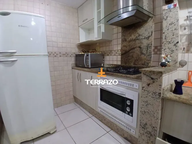 Apartamento com 2 dormitórios para alugar, 92 m² por R$ 1.938/mês - Água Limpa - Volta Red