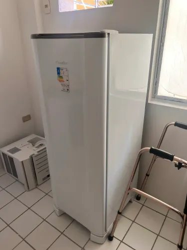 Geladeira eletrolux