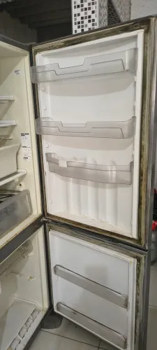 Vendo geladeira Brastemp inverse 422 LT a geladeira tá funcionando perfeitamente