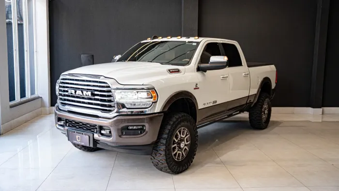 Ram 3500 Limited Longhorn 6.7 TB CD Diesel 2022