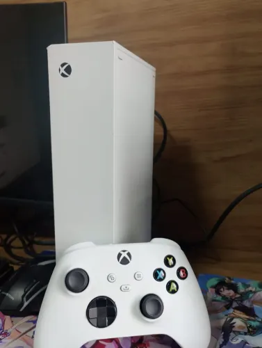 Vendo console Xbox séries S