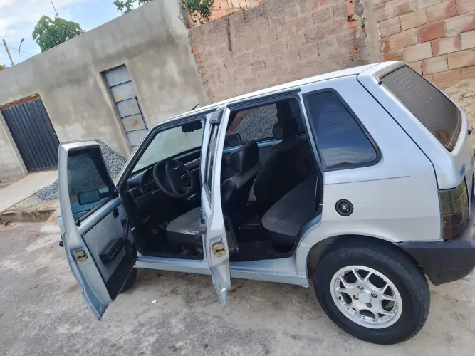 Fiat Uno Mille 1.0 Electronic 4P 1994