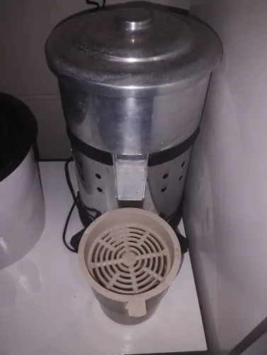 Extrator de suco de laranja e limão
