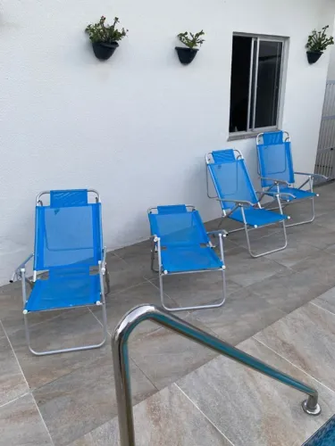 cadeira de praia tipo espreguiçadeira 4 posições em inox em estado de novo