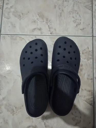 Crocs 42/43