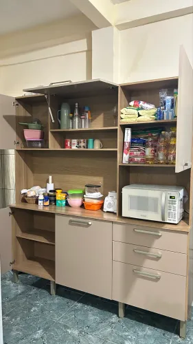 Vendo armário espaçoso