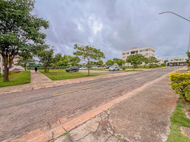 Vendo linda Casa no Jardins Mangueiral