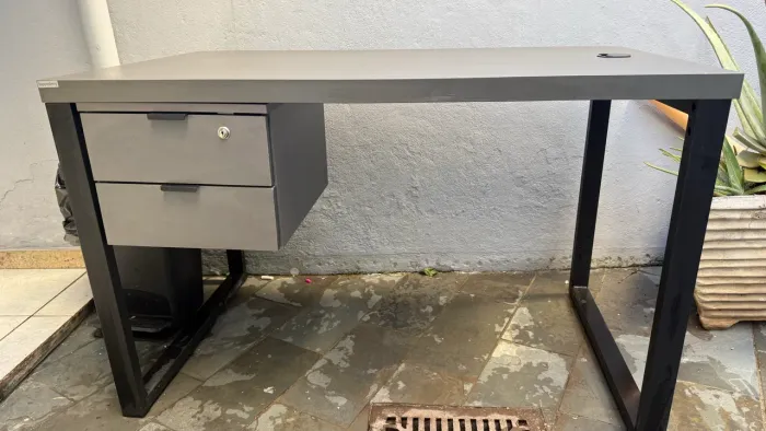 Mesa 120 escritório