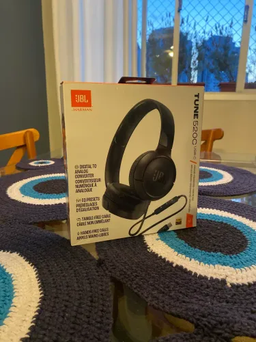 Fone de ouvido JBL Tune 520C
