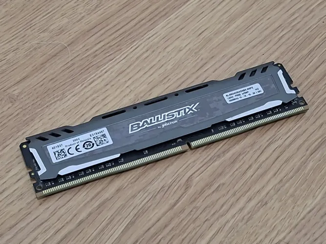 Memória RAM 8gb 3000Mhz - Crucial Ballistix