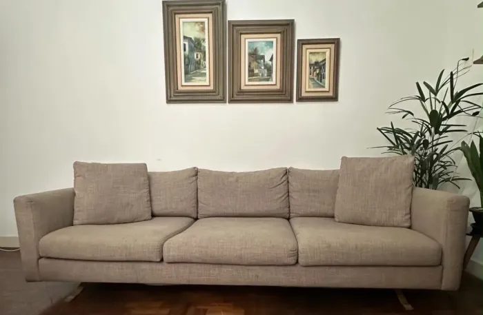 Sofá de linho com 2,50 metros