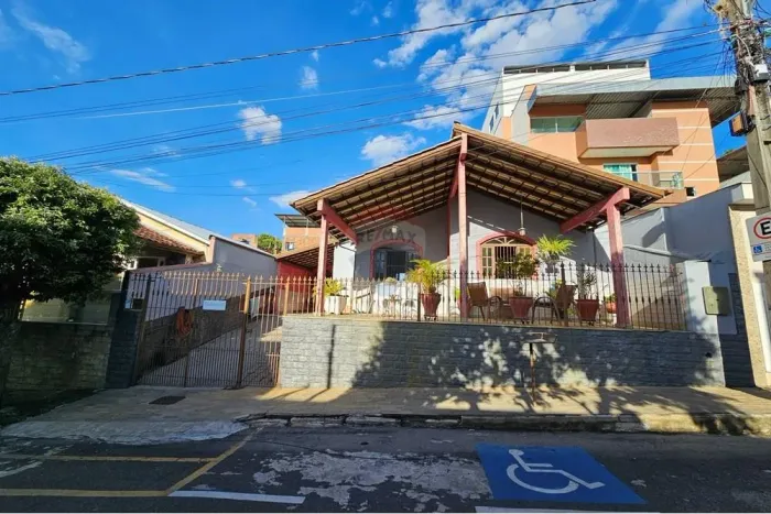 Casa à venda no bairro João XXIII