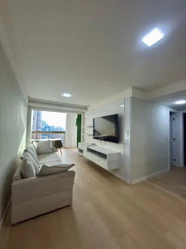 Apartamento para alugar com 80m² na Praia de Itapuã Vila Velha