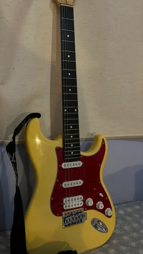 Guitarra Phx Strato Power St H Sth Natural Creme