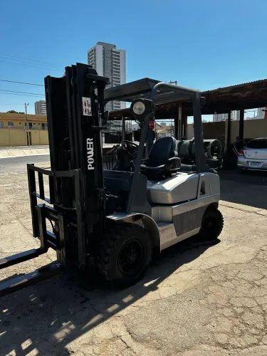EMPILHADEIRA G.C-POWER (FG25)