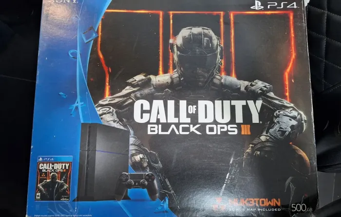 Playstation 4 (PS4 Fat)