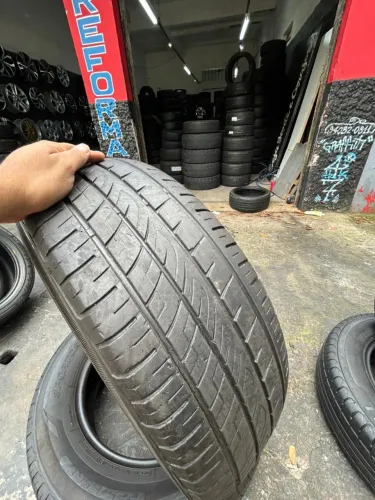 Pneu 225/65/17 sportcat os 2 por 650,00 instalados seminovos