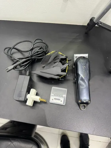 Máquina de cortar cabelo Wahl senior sem fio
