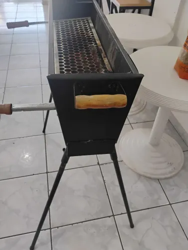 Churrasqueira desmontável