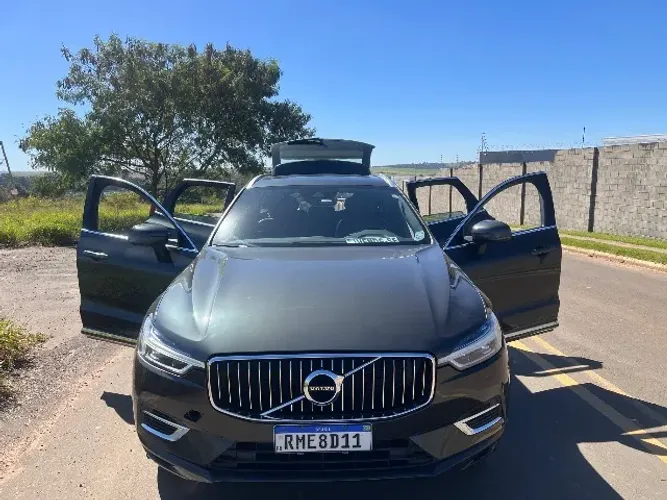 Volvo XC-60 XC 60 T-8 Híbrido Momentum 2.0 5P 2021