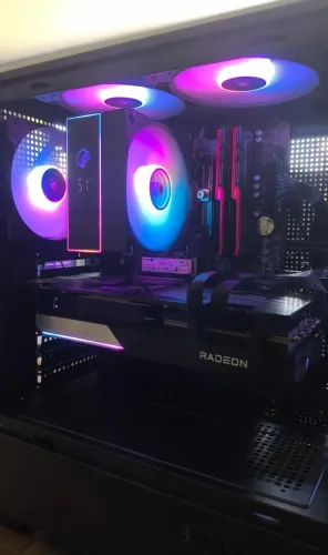 Pc Ryzen 7 5700G, 16Gb DDR4-3400, RX 6700 XT 12Gb, SSD 500Gb NVME Computador