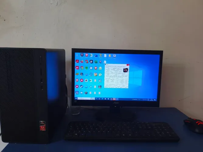 Pc Ryzen AMD 3 8gb de ram (com espaço pra mais um pente) DDR4  