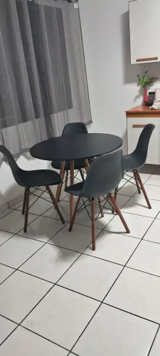 Mesa 4 Cadeiras