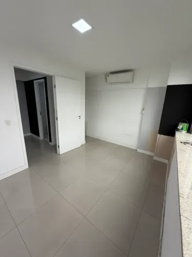 CONJUNTO SALA COMERCIAL - ATE 4 SALAS
