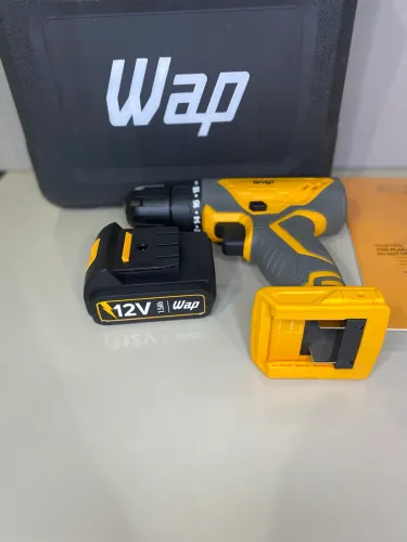 Parafuzadeira e furadeira wap 12v nova na caixa 