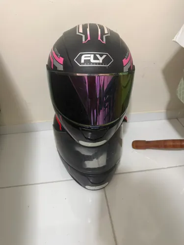 Capacete de moto ?
