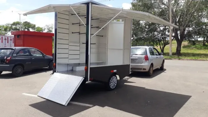 Trailler Food Truck Food Truck Espaçoso - Estrutura Forte em ACM