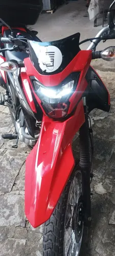 Vendo moto emplacada 2026-Bross 160 ABS 2024 com 7300km 24mil