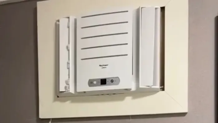 Ar condicionado 7.500 Midea ajc - sete meses. Com Controle Remoto de uso