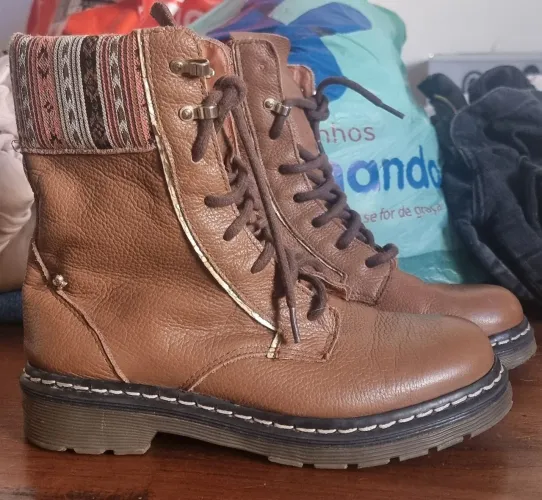 Bota Coturno Couro 100% 36