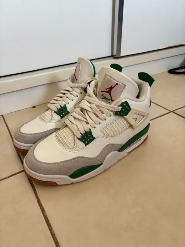 Air Jordan 4 Pine Green Tam 42