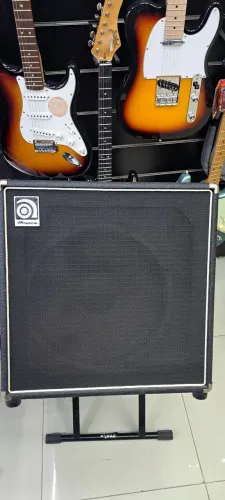 Cubo Ampeg Ba-115