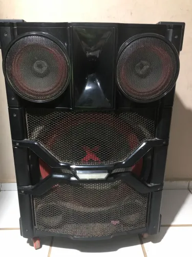 Vende-se ou troca-se os dois por iPhone mais atualizado 