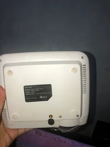 projetor multilaser pj002 smart screen linux 1800 lumens