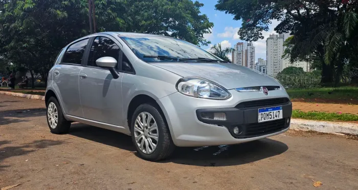 Fiat Punto Attractive 1.4 Fire Flex 8V 5P 2016